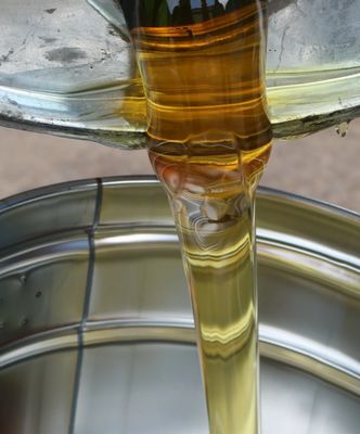 Agente de cura epóxi poliamida D115 com 100% de sólidos, líquido transparente amarelado e de baixo peso molecular para revestimentos marítimos